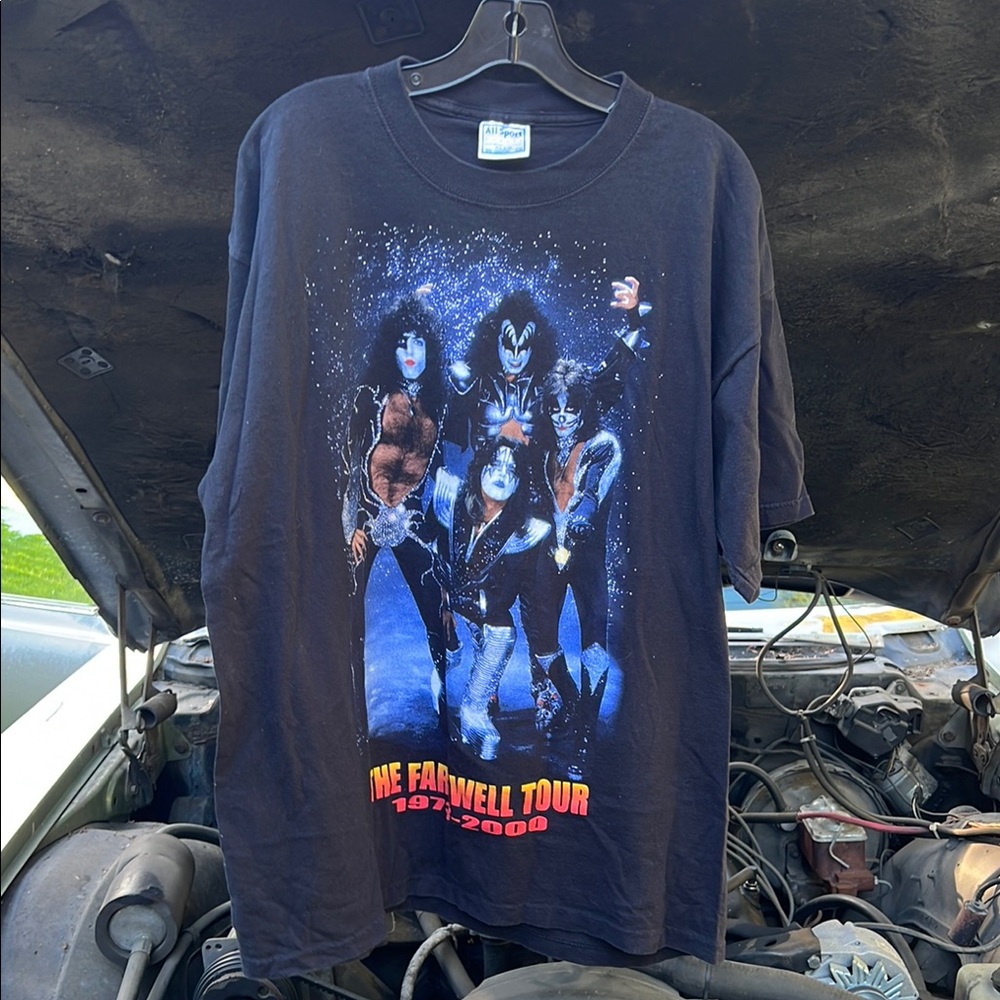 Kiss Farewell Tour y2k tee size XL single stitch